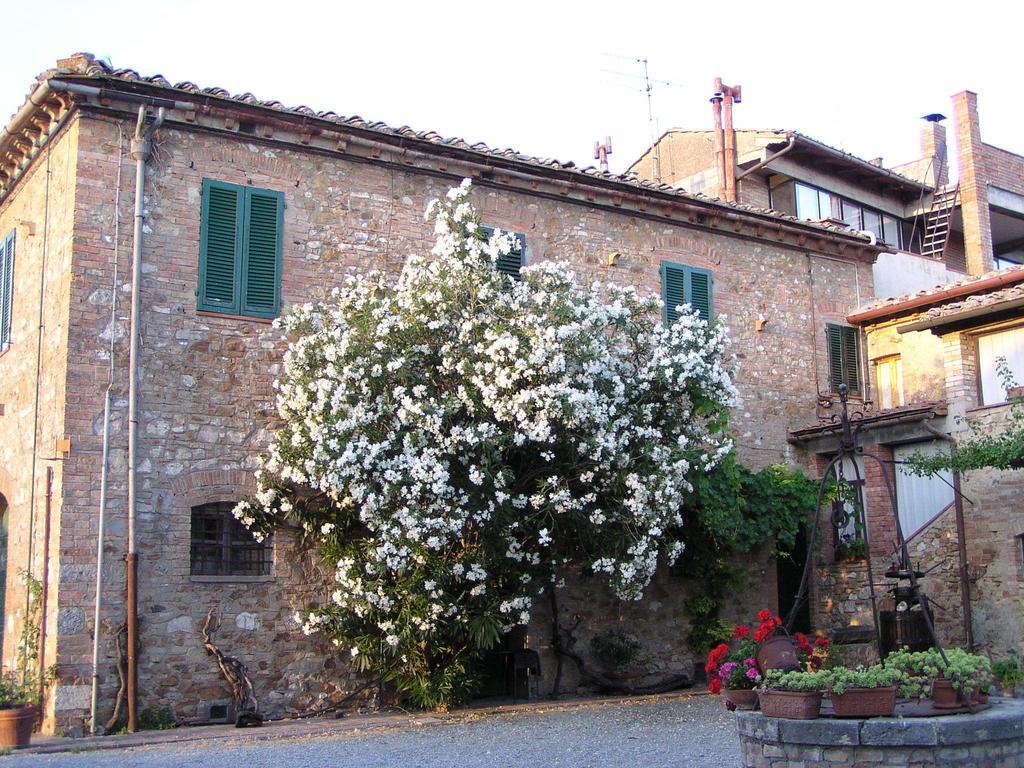 Agriturismo Santa Croce San Gimignano Eksteriør bilde